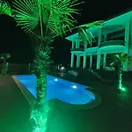 Villa Captain Niko *